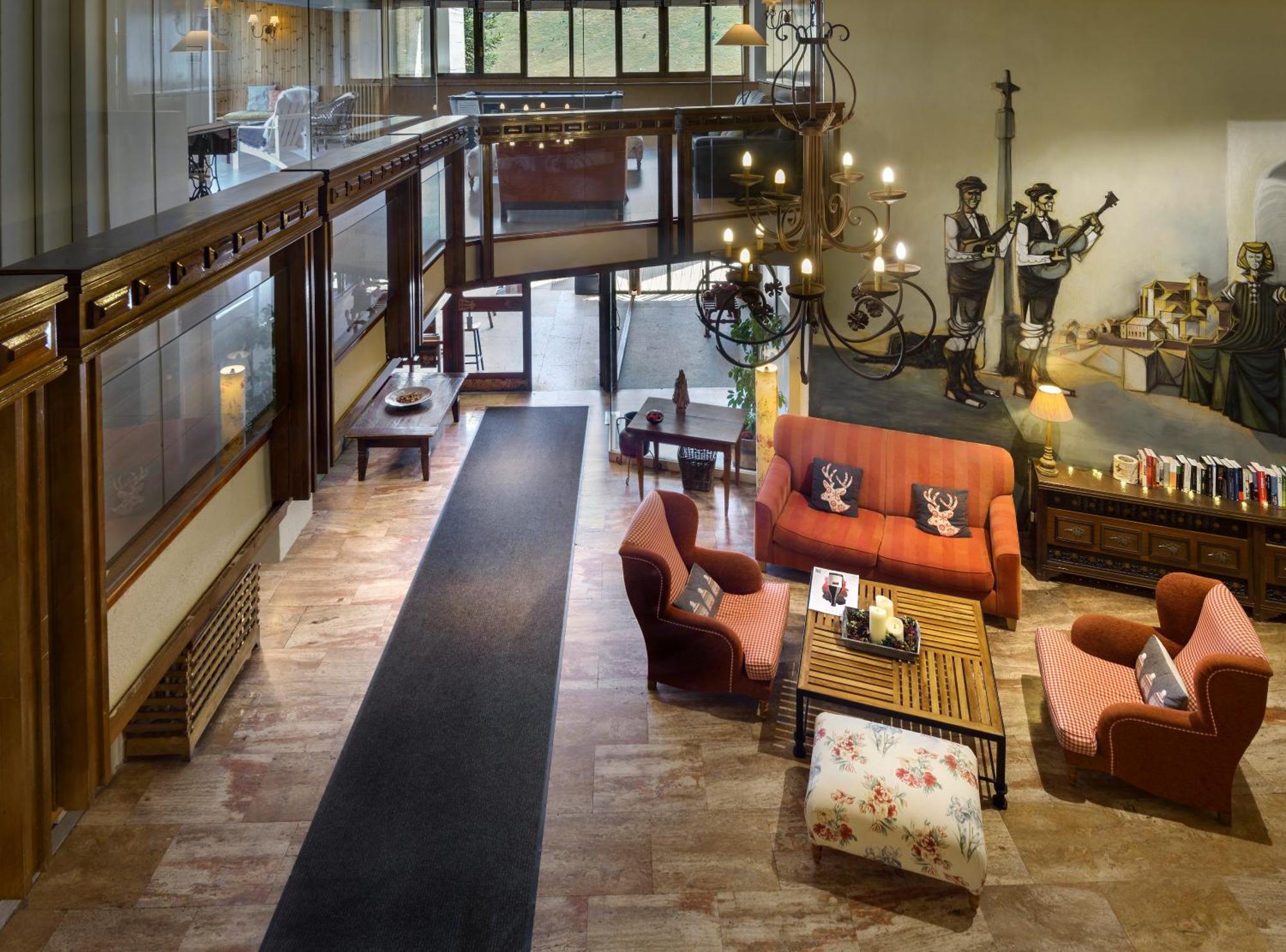 Hotel Edelweiss กันดันชู ภายนอก รูปภาพ